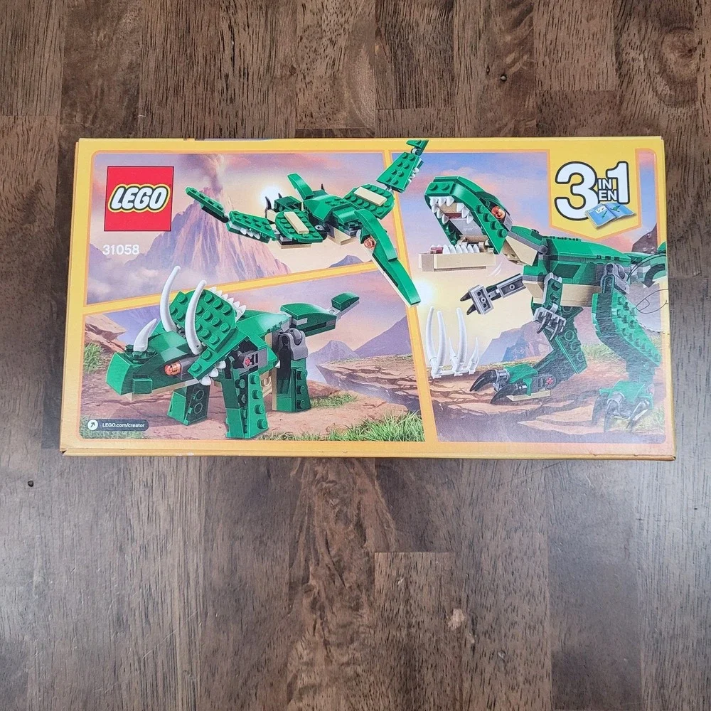 LEGO Creator Set #31058 Mighty Dinosaurs 3-in-1 Building Toy 174 pcs NIB Retired